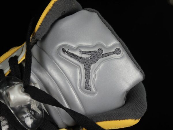 AJ 5 Retro Tokyo T23 454783-701