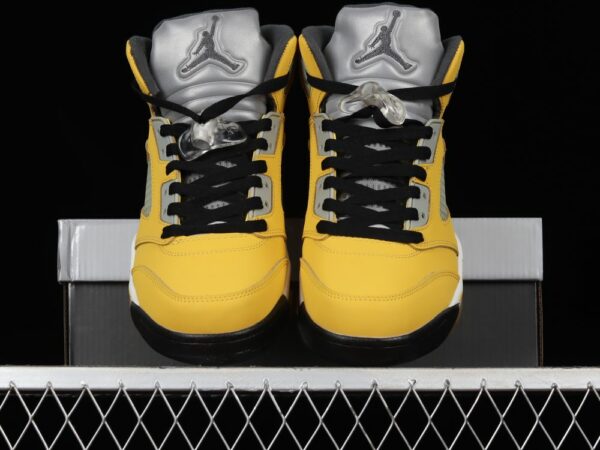 AJ 5 Retro Tokyo T23 454783-701