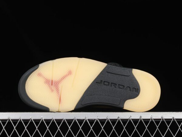 AJ 5 Retro Gore Tex Off Noir DR0092-001