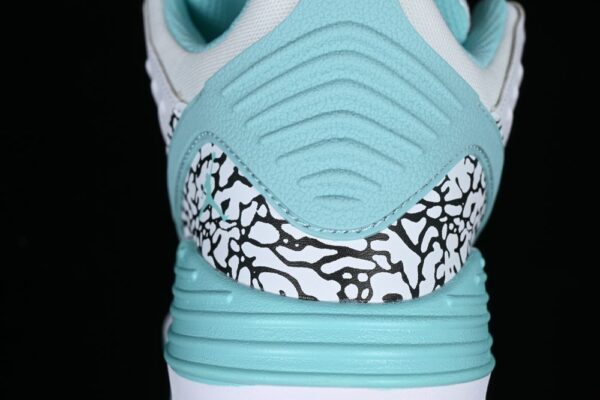 AJ 5 Max Aura White Photo Blue DZ4353-130