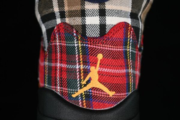 AJ 5 Retro Plaid FD4814-008