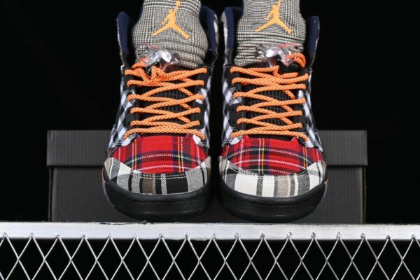 AJ 5 Retro Plaid FD4814-008