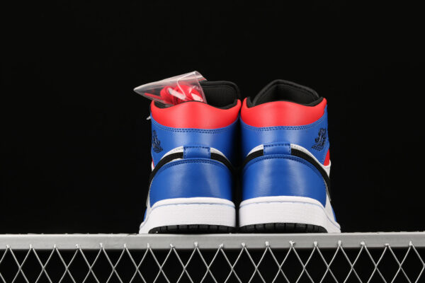 AJ 1 Mid Top 3 554724-124