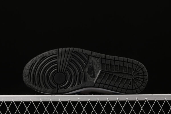AJ 1 Mid Top 3 554724-124