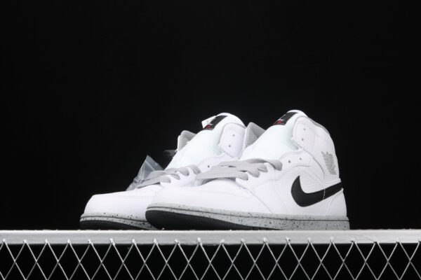AJ1 Mid Cement White Black Wolf Grey 554725-115