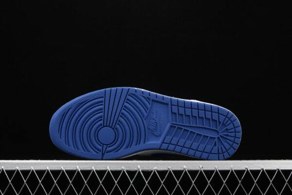AJ Mid Hyper Royal 554724-114
