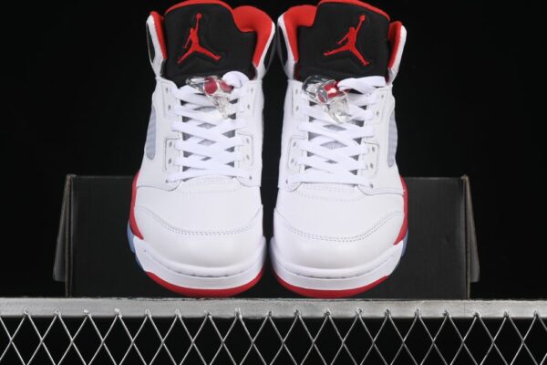 AJ 5 Retro Fire Red Black Tongue HQ7978-101