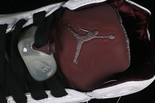 AJ 5 Retro A Ma Maniere Violet Ore IB1528-100