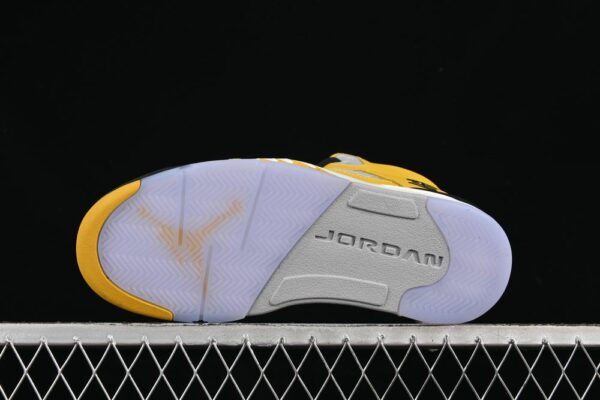 AJ 5 Retro Tokyo T23 IO3372-700