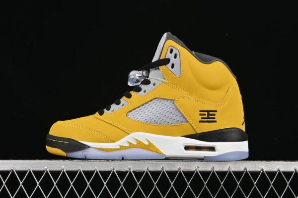 AJ 5 Retro Tokyo T23 IO3372-700