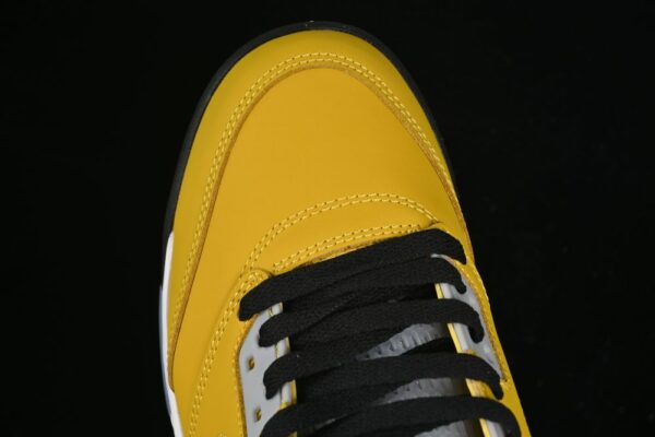 AJ 5 Retro Tokyo T23 IO3372-700