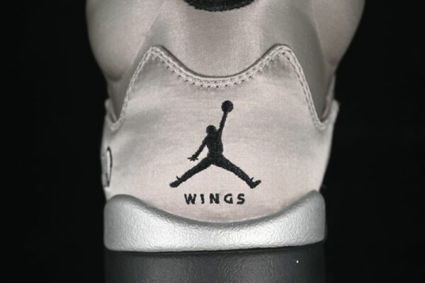 AJ 5 Retro Wings IO2038-001