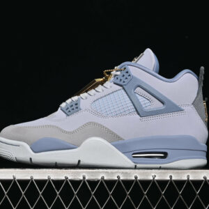 AJ 4 Retro UNC Tar Heels Player Exclusive HV9204-407