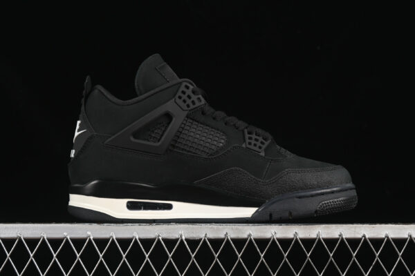 AJ 4 Firewood Black HF4340-001