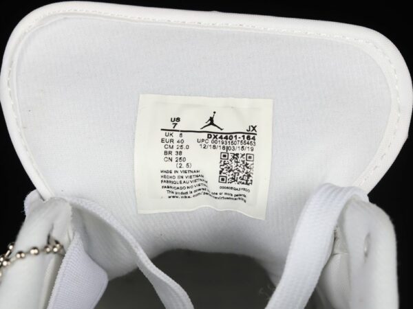 AJ 2 Low UNC to Chicago DX4401-164