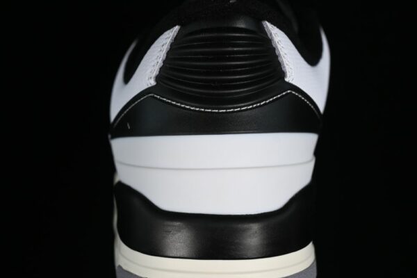 AJ 2/3 White  Black FD0383-100