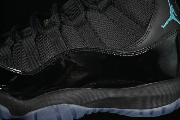 AJ 11 Retro Gamma Blue CT8012-047