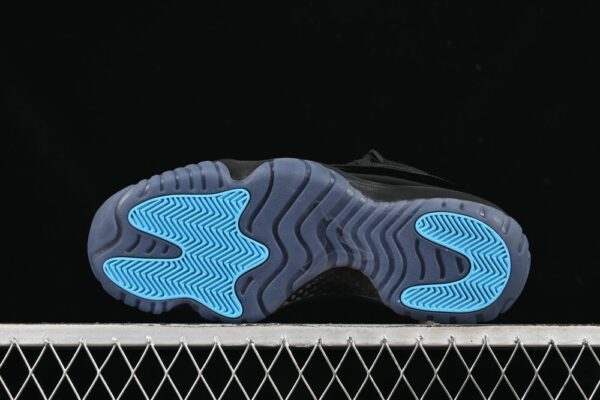 AJ 11 Retro Gamma Blue CT8012-047