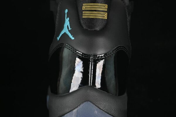 AJ 11 Retro Gamma Blue CT8012-047
