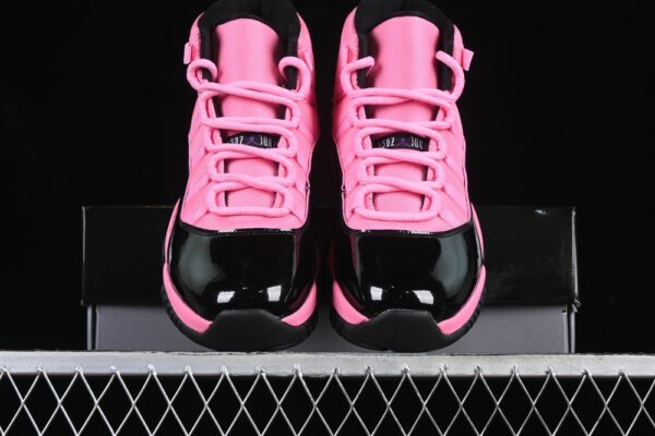 AJ 11 Retro Pink Black CT8012-500