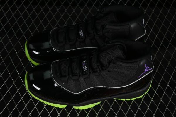 AJ 11 Retro Red Black CT8012-600