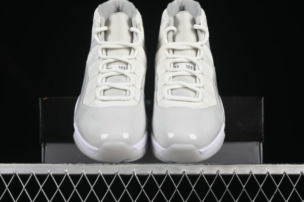 AJ 11 Retro Grand Finale AR0715-110