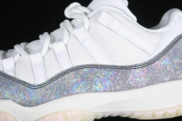 AJ 11 Retro Low Year of the Snake HQ7000-001