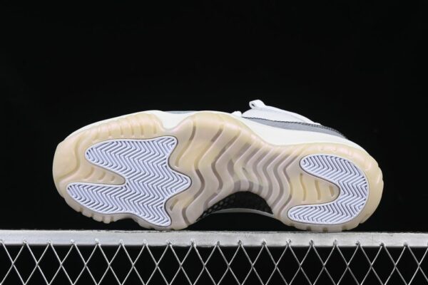 AJ 11 Retro Low Year of the Snake HQ7000-001
