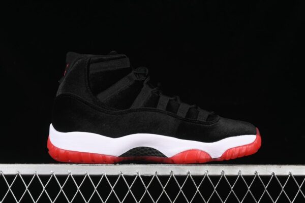 AJ 11 Retro Bred Velvet DB5457-061