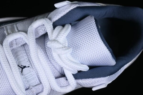 AJ 11 Low Diffused Blue FV5104-104