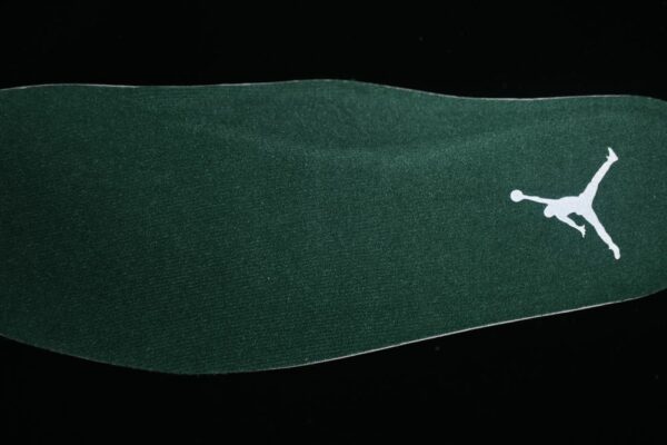 AJ 11 Retro White Green CT8012-113
