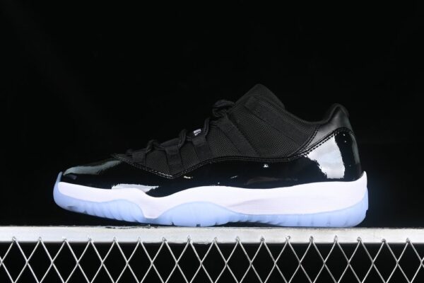 AJ 11 Retro Low Space Jam FV5104-004
