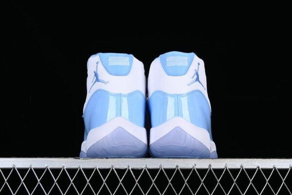 AJ 11 UNC CT8012-141