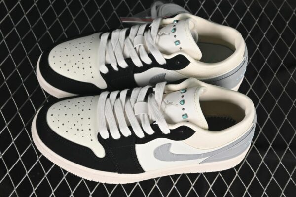 AJ 1 Low Sail Light Smoke Grey IO2242-101