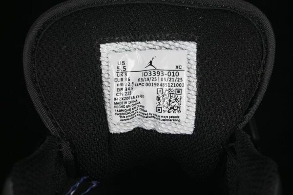 AJ 1 Low Panda IO3393-010