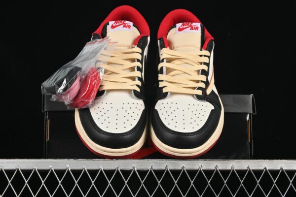AJ 1 Low OG Travis Scott DM7866-106