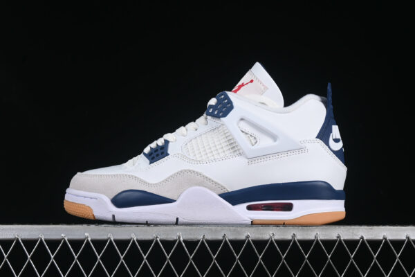 AJ 4 Retro SB Navy DR5415-100