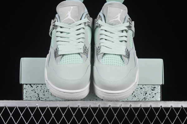 AJ 4 Retro Abundance HV0823-003