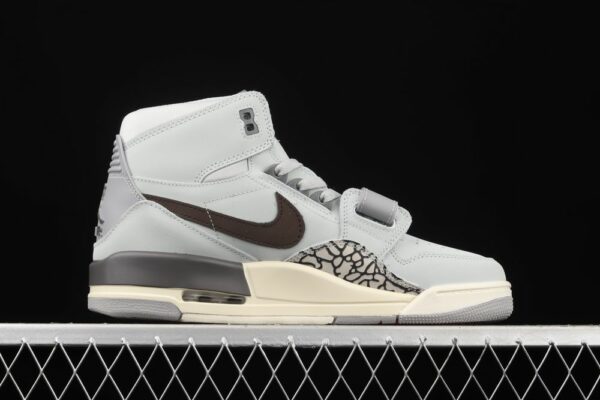 AJ Legacy 312 Mid Wolf Grey AV3922-002