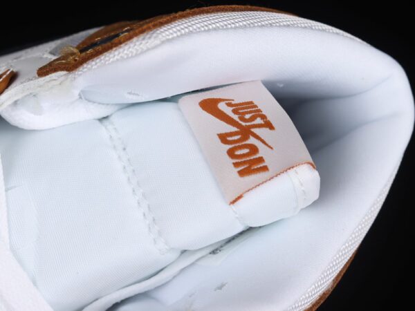 AJ Legacy 312 Mid NRG Medicine Ball AQ4160-140