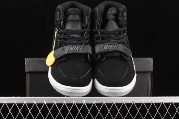 AJ Legacy 312 Mid Black Suede AV3922-060