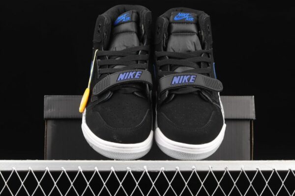 AJ Legacy 312 Mid Knicks AV3922-048