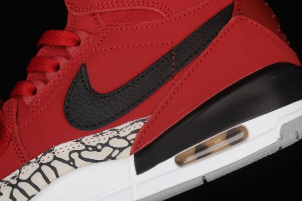 AJ Legacy 312 Mid Toro AV3922-601