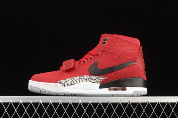 AJ Legacy 312 Mid Toro AV3922-601