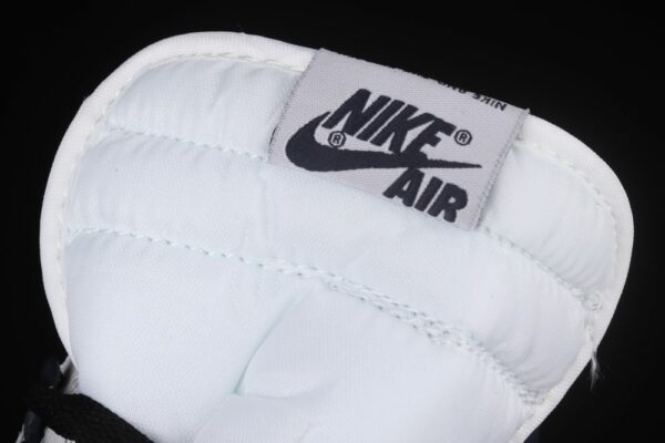 AJ Legacy 312 Mid Midnight Navy DO7441-401