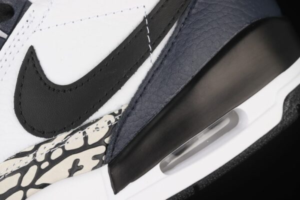 AJ Legacy 312 Mid Midnight Navy DO7441-401