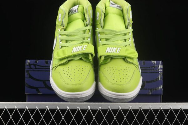 AJ Legacy 312 Mid Ghost Green AQ4160-301