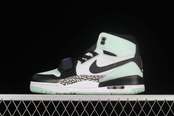 AJ Legacy 312 Mid Igloo AV3922-013