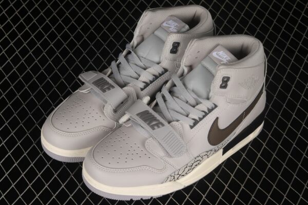 AJ Legacy 312 Mid Wolf Grey AT4040-002