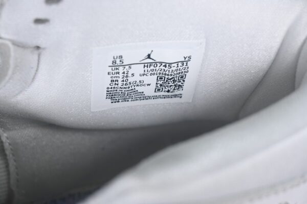 AJ Legacy 312 Mid Light Khaki HF0745-131